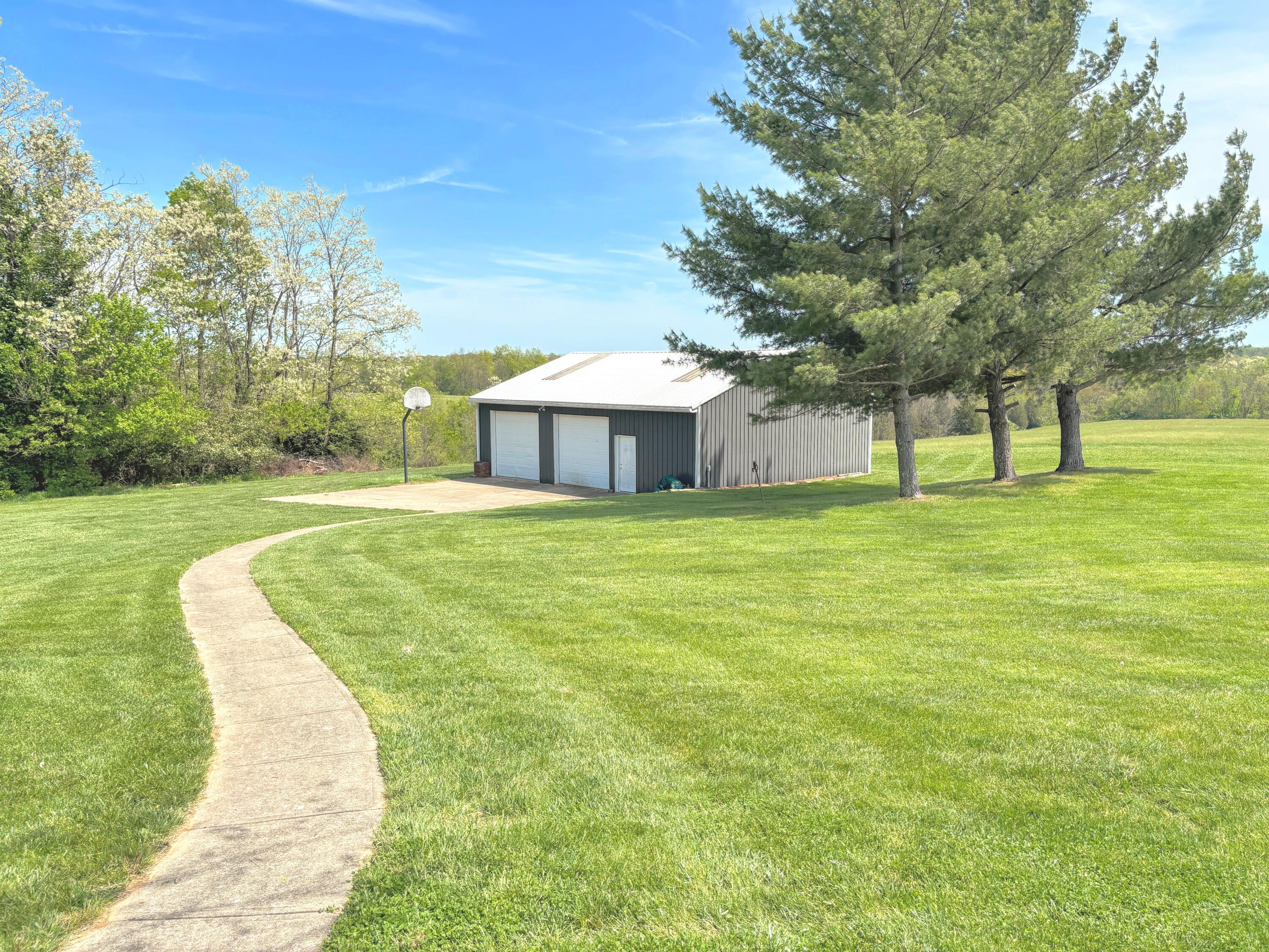 1021 Jones Road Walton, KY 41094 - Photo 4 of 50