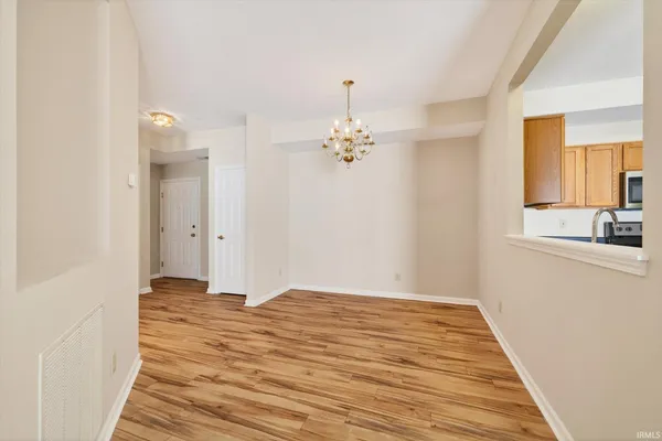 $215,000 | 3705 East Barrington Drive, Unit B101, Bloomington, IN 47408