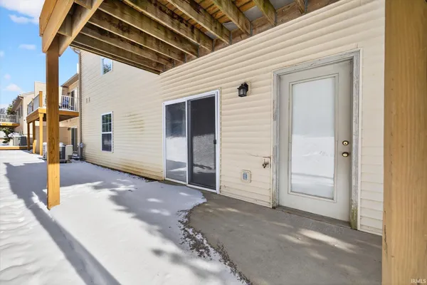 $215,000 | 3705 East Barrington Drive, Unit B101, Bloomington, IN 47408