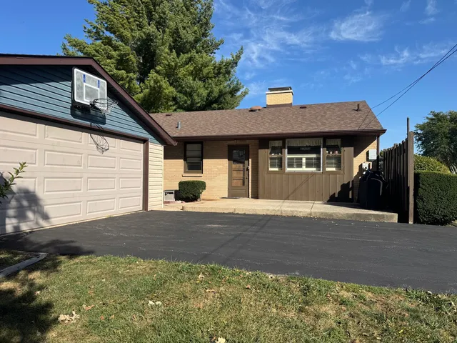 $224,900 | 700 Garfield Road, Harvard, IL 60033