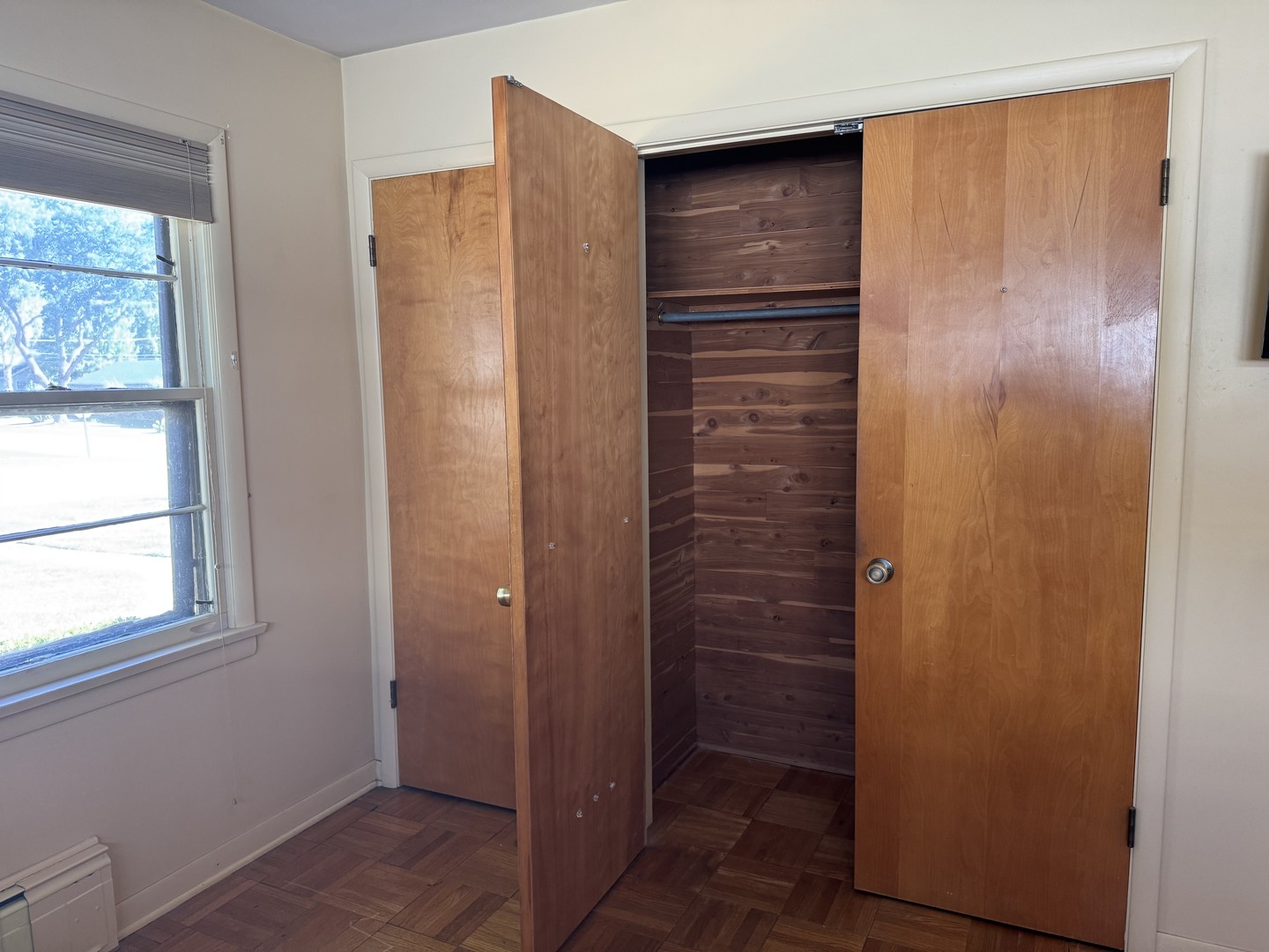 700 Garfield Road Harvard, IL 60033 - Photo 7 of 37 a bathroom with a wooden door