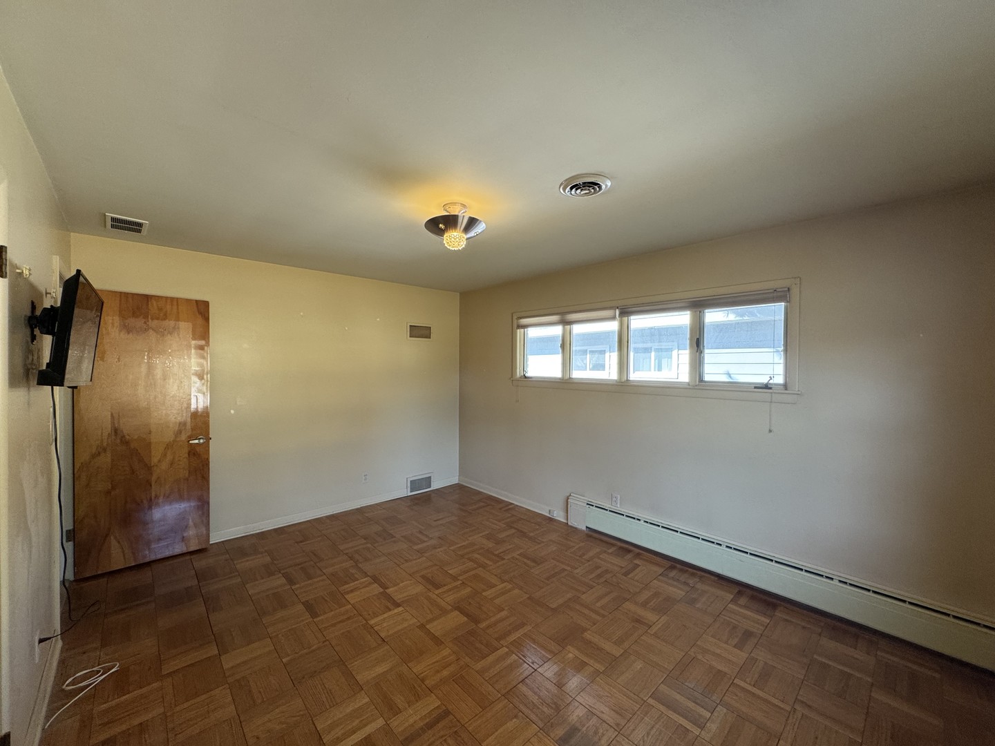 700 Garfield Road Harvard, IL 60033 - Photo 9 of 37 a view of empty room