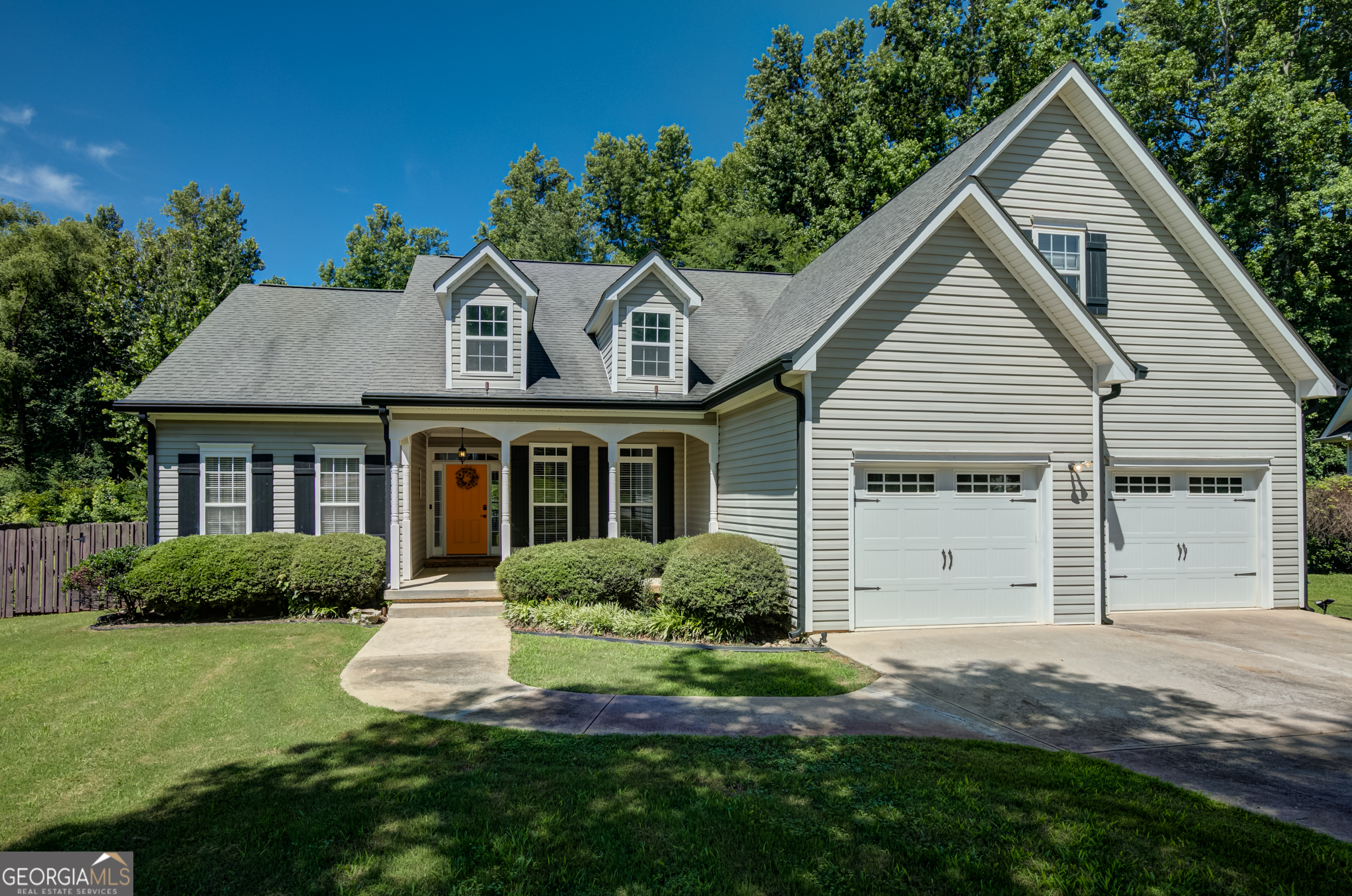 37 Forest Point Newnan, GA 30265 - Photo 1 of 53