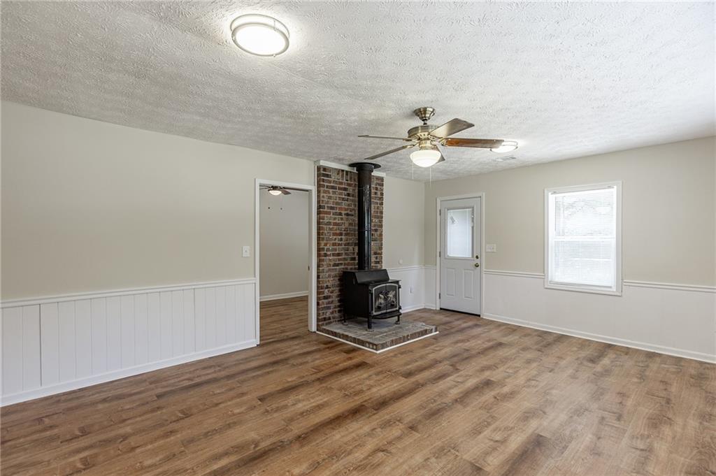 1597 Bennett Road Grayson, GA 30017 - Photo 15 of 41