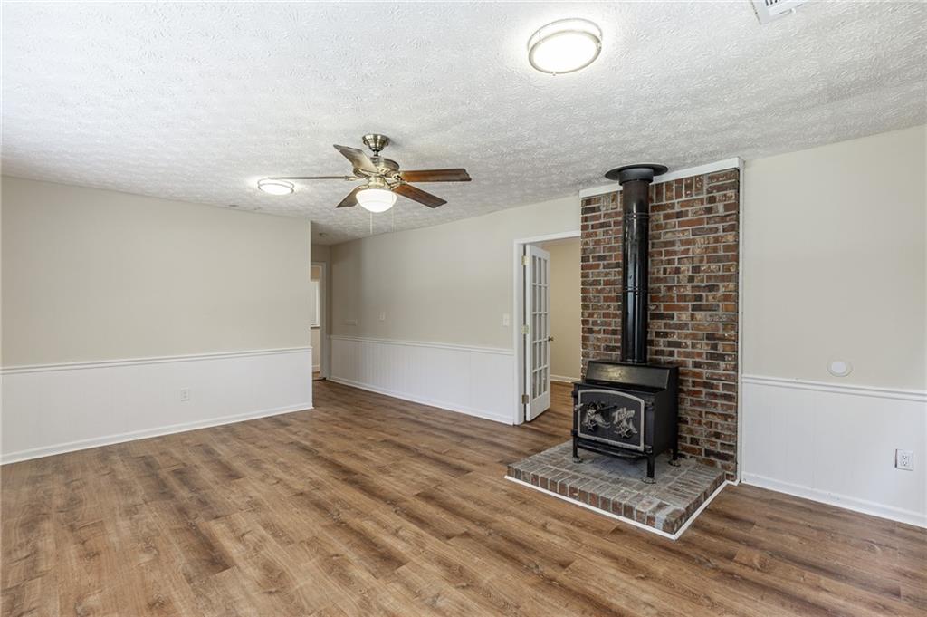 1597 Bennett Road Grayson, GA 30017 - Photo 16 of 41