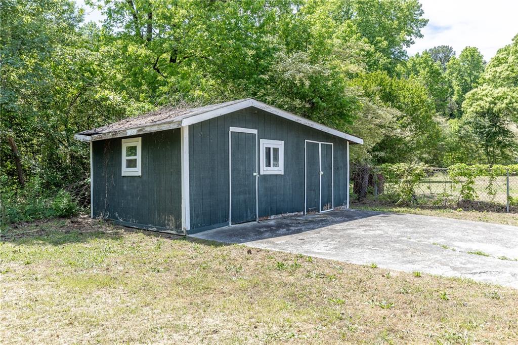 1597 Bennett Road Grayson, GA 30017 - Photo 34 of 41