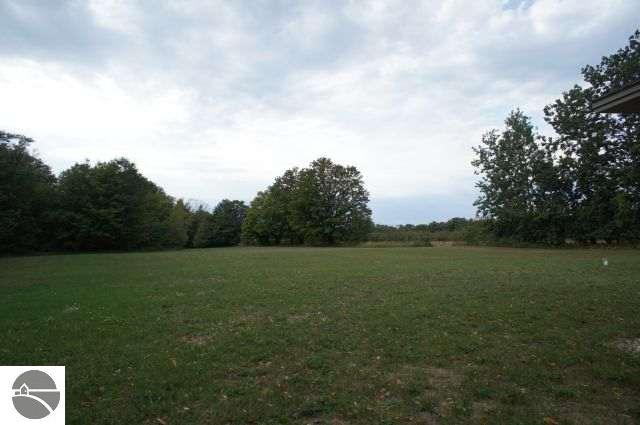 19485 Center Road Traverse City, MI 49686 - Photo 20 of 25 1784838-19.JPG