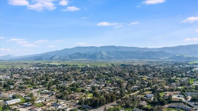 $1,275,000 | 1264 North Refugio Road, Santa Ynez, CA 93460