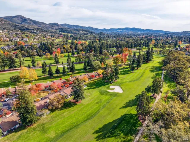$1,075,000 | 42 Fairways Drive, Napa, CA 94558