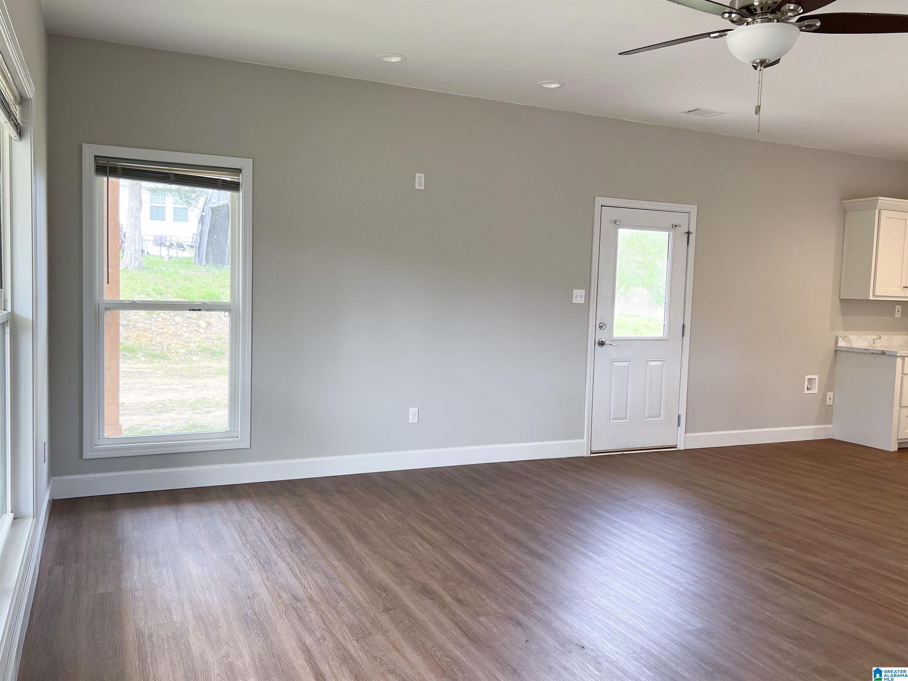 329 Southwest 2nd Street Roanoke, AL 36274 - Photo 13 of 43