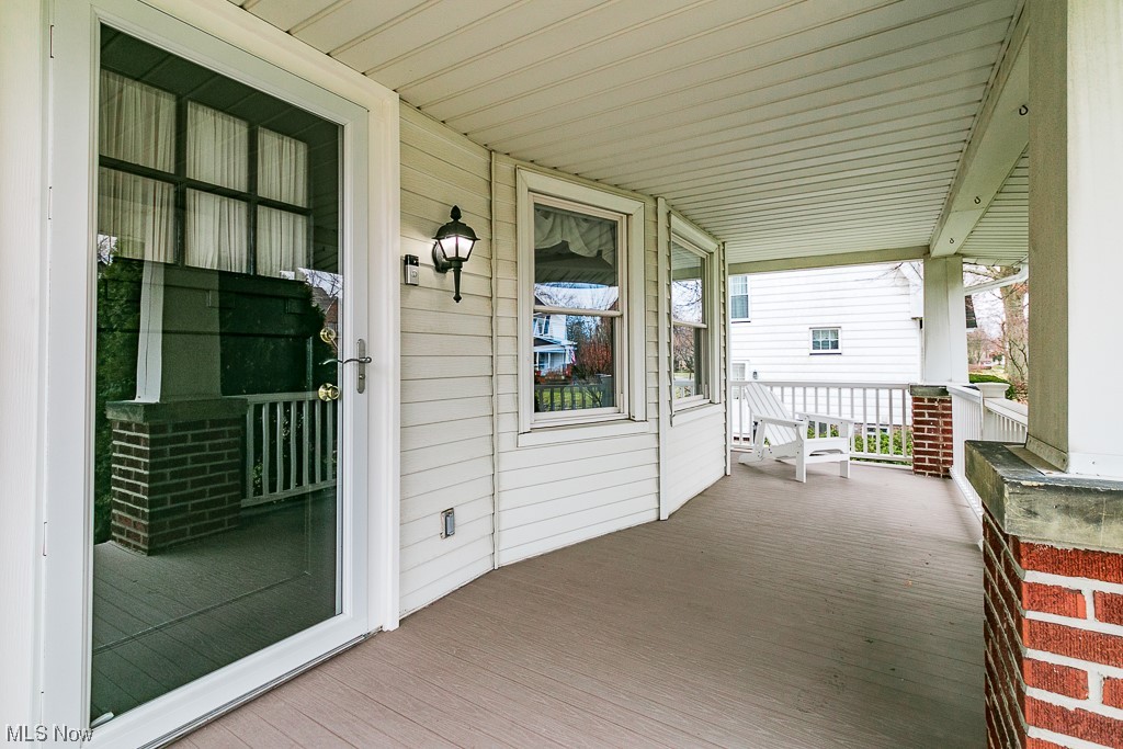 5155 Eastover Road Cleveland, OH 44124 - Photo 44 of 46 Porch