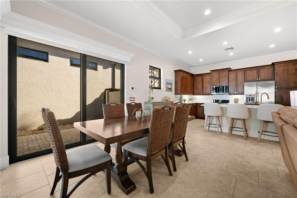8000 Cordoba Place Naples, FL 34113 - Photo 12 of 40