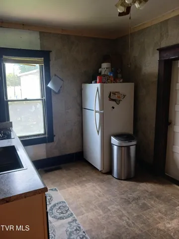 $99,000 | 301 South Johnson Drive, Pennington Gap, VA 24277