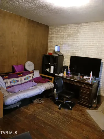 $99,000 | 301 South Johnson Drive, Pennington Gap, VA 24277