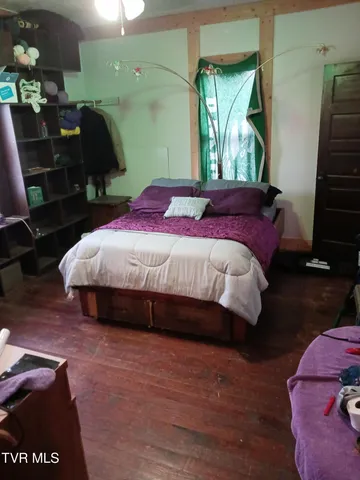 $99,000 | 301 South Johnson Drive, Pennington Gap, VA 24277