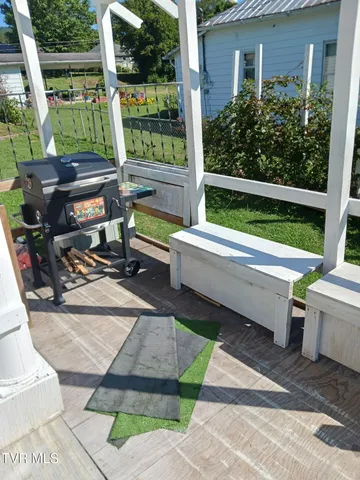 $99,000 | 301 South Johnson Drive, Pennington Gap, VA 24277