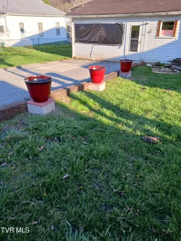 $99,000 | 301 South Johnson Drive, Pennington Gap, VA 24277