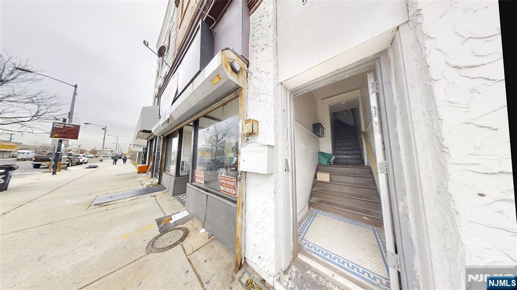 504 Springfield Avenue Newark, NJ 07103 - Photo 2 of 26 Gallery Image 2
