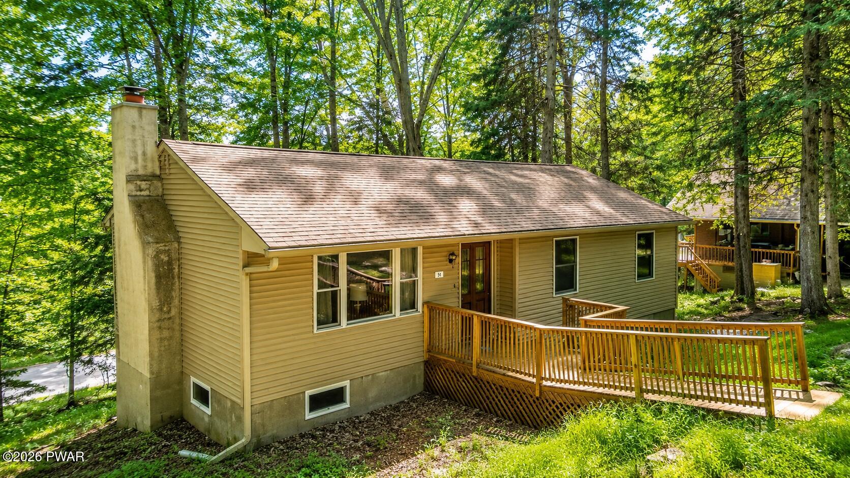21 Bruin Road Lake Ariel, PA 18436 - Photo 3 of 40