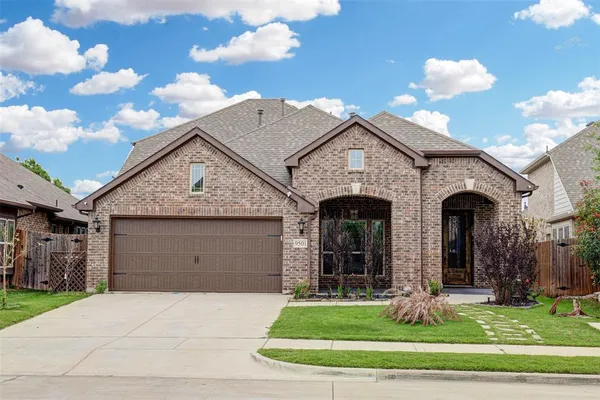 $410,000 | 9501 Meadowpark Drive, Denton, TX 76226