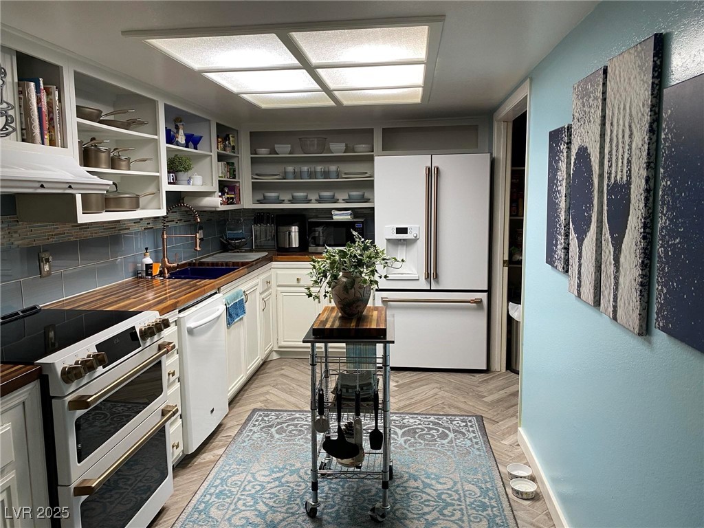 687 Marina Drive, Unit 41 Boulder City, NV 89005 - Photo 7 of 16