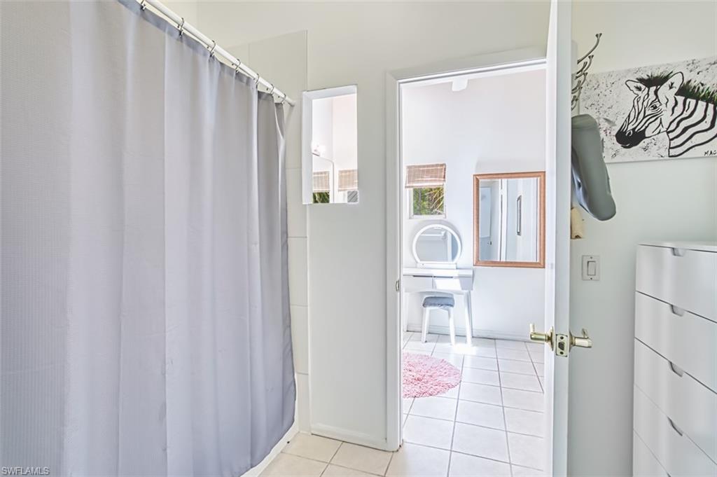 2727 66th Street Southwest Naples, FL 34105 - Photo 7 of 33