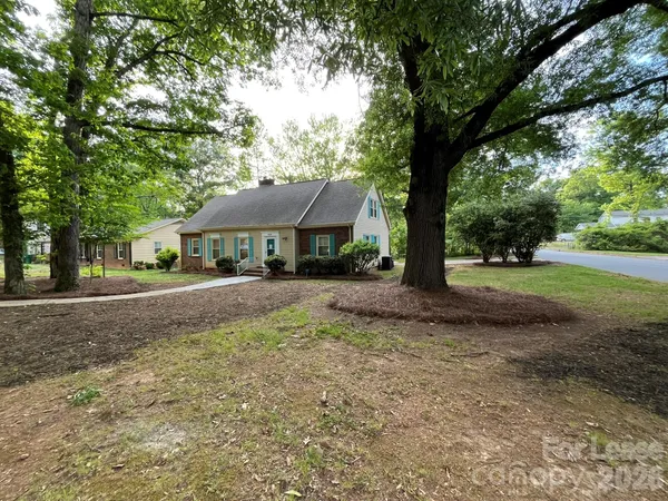 $1,745 | 4535 Dawnwood Drive, Charlotte, NC 28212