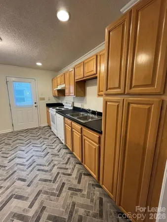 $1,745 | 4535 Dawnwood Drive, Charlotte, NC 28212