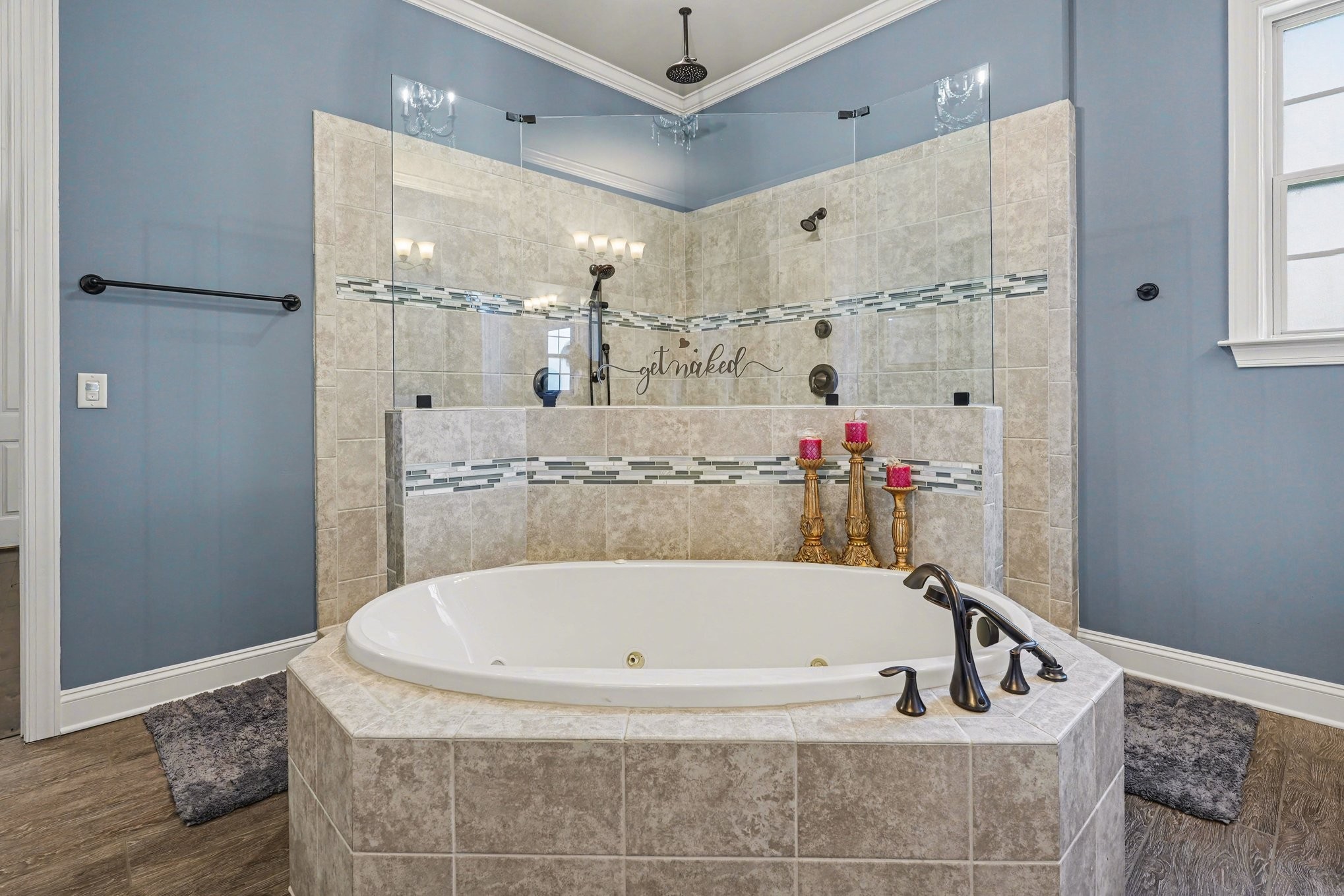 5094 Moss Road Nashville, TN 37221 - Photo 25 of 29 a bath tub sitting next to a bathroom