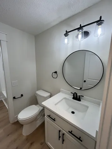 $419,800 | 1047 New Deal Potts Road, Cottontown, TN 37048