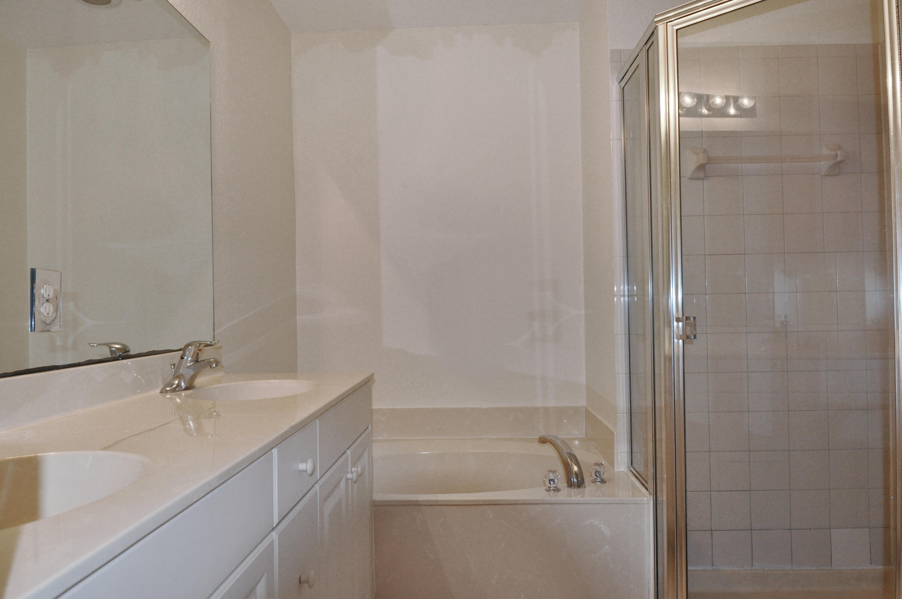 3615 Oleander Terrace Riviera Beach, FL 33404 - Photo 23 of 37 DSC_0029-1