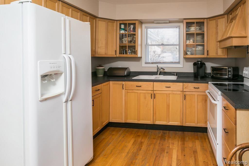 812 Spring Street Howell, MI 48843 - Photo 17 of 29