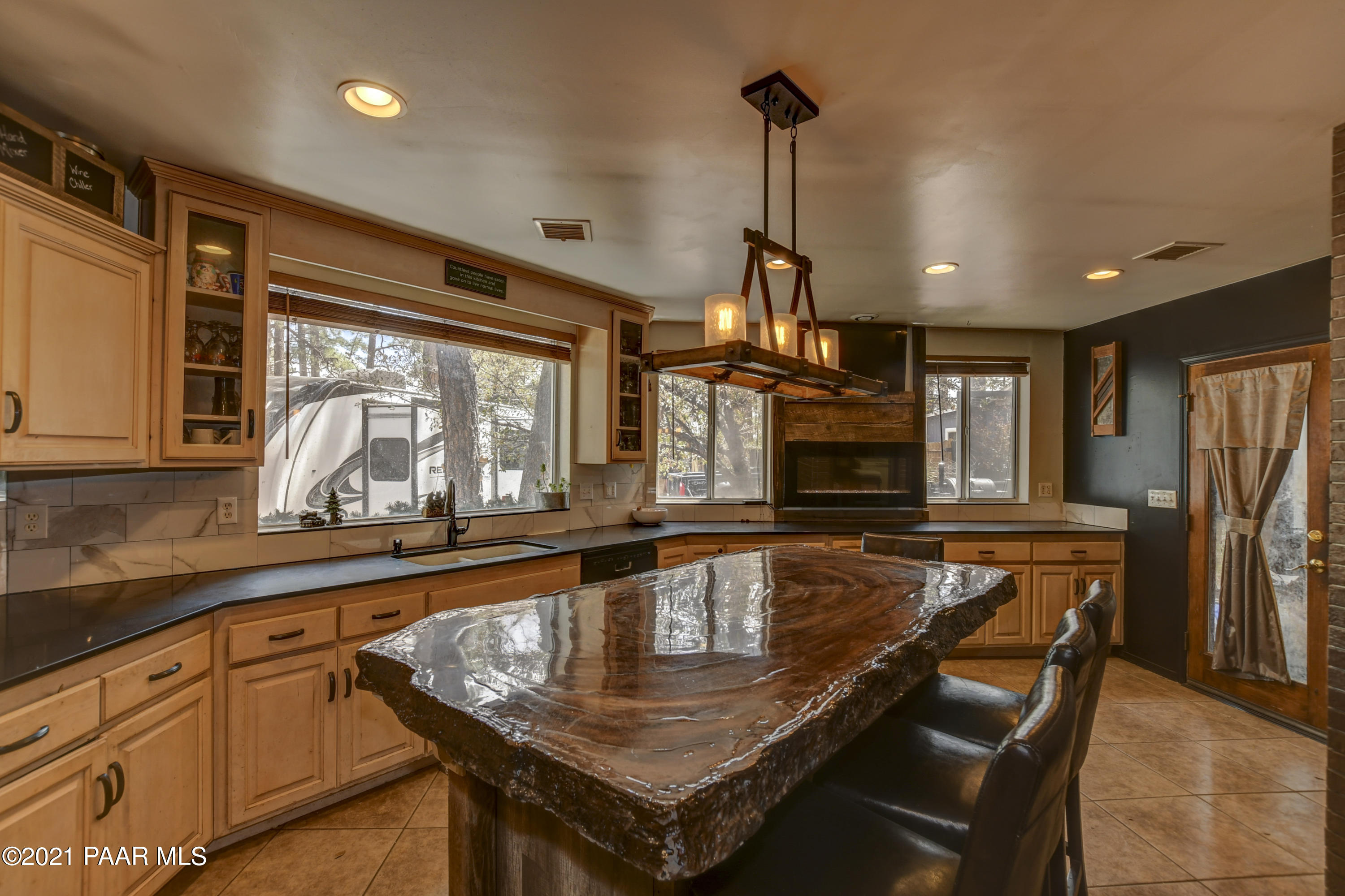 1449 West Granite Road Prescott, AZ 86303 - Photo 11 of 41 Kitchen 3