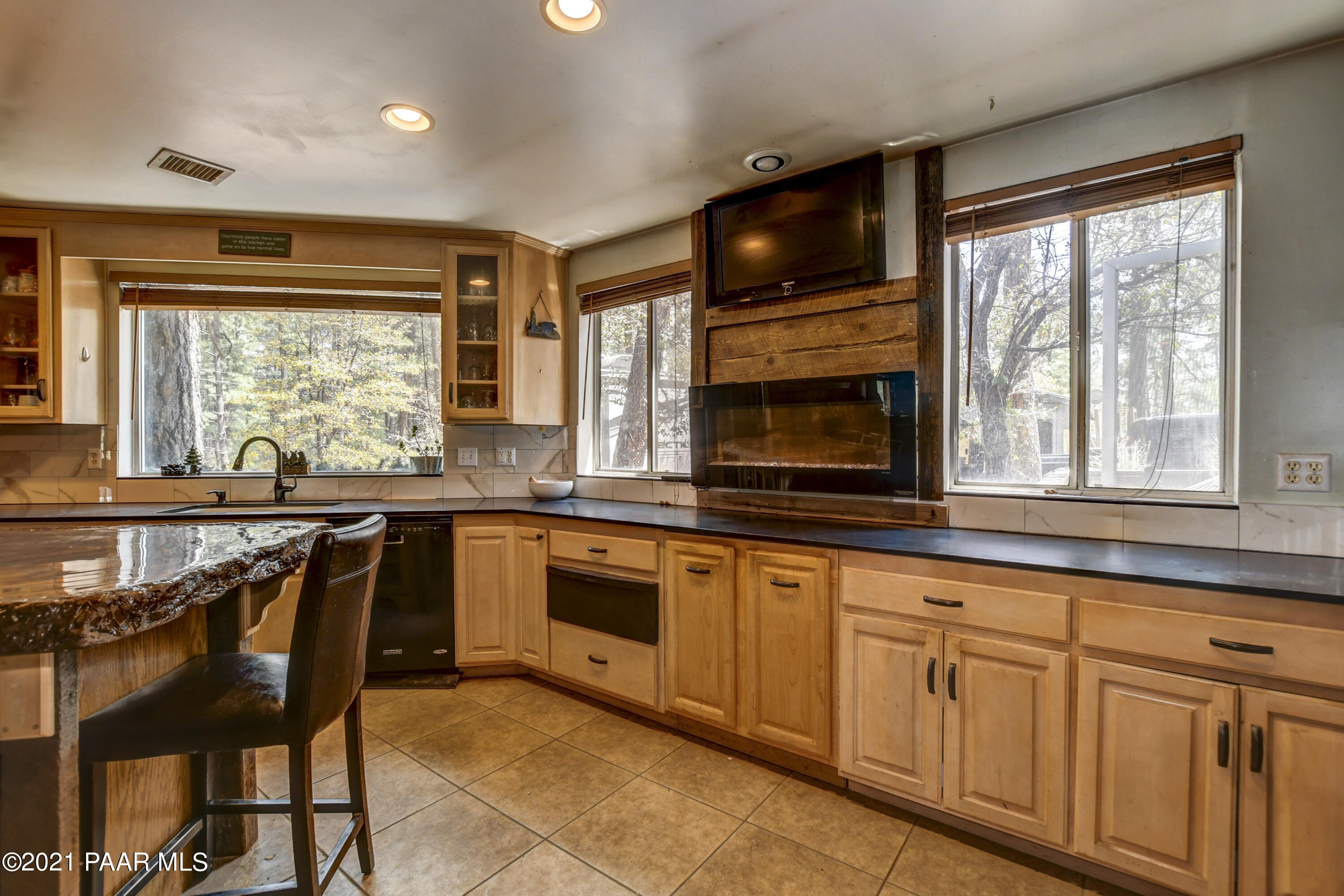 1449 West Granite Road Prescott, AZ 86303 - Photo 23 of 41 Kitchen 5