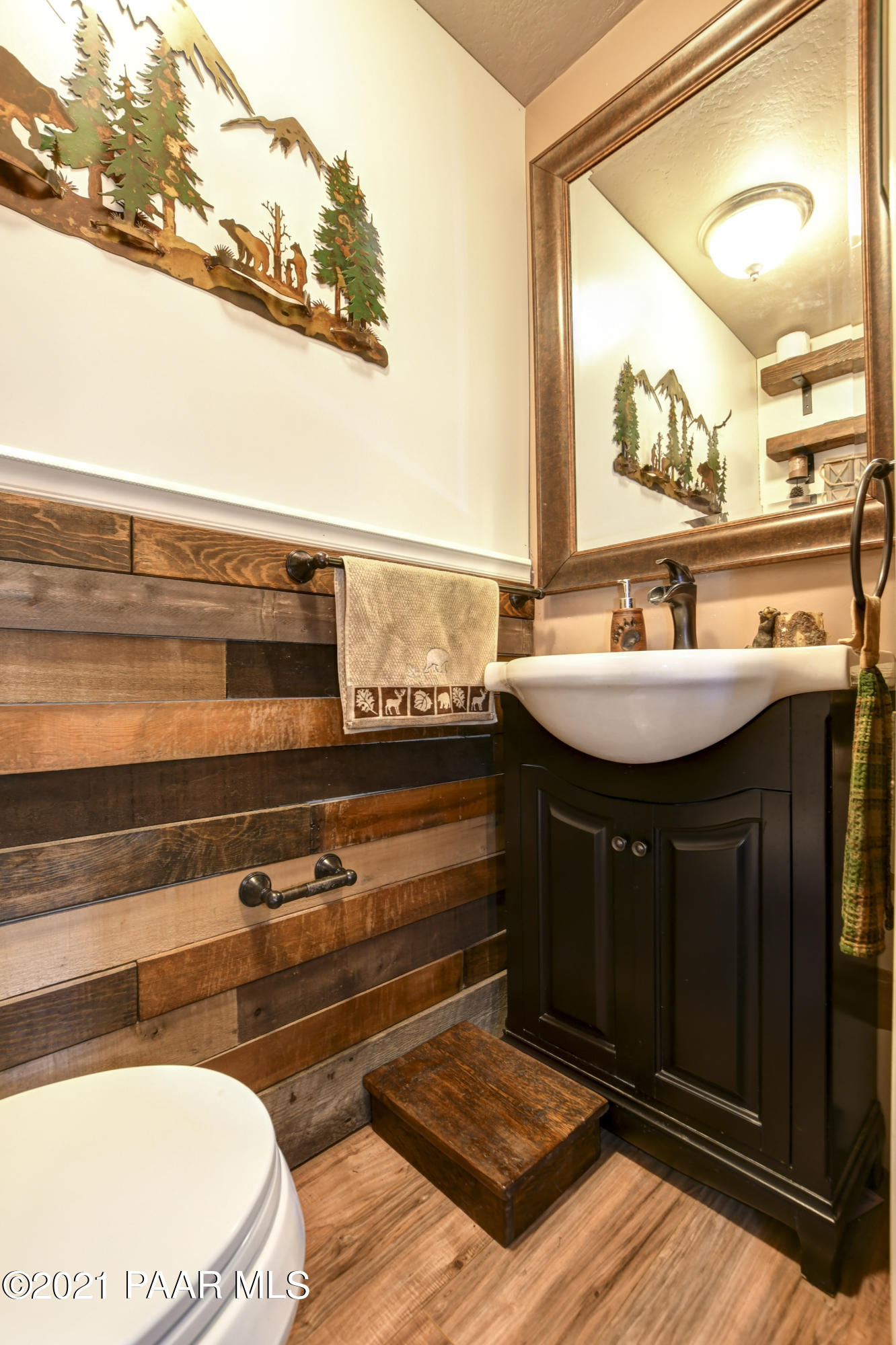 1449 West Granite Road Prescott, AZ 86303 - Photo 4 of 41 Half Bathroom
