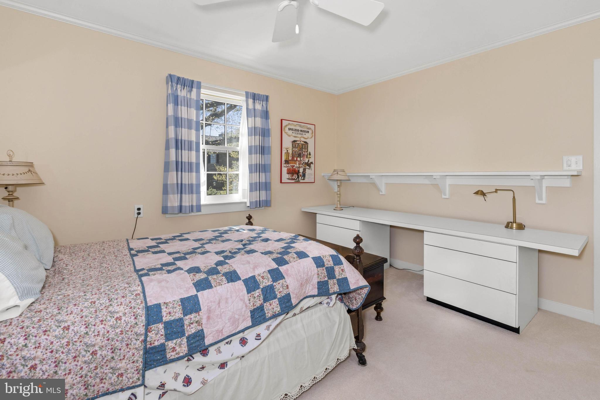 129 School Road Wilmington, DE 19803 - Photo 36 of 53 Upper level bedroom 3