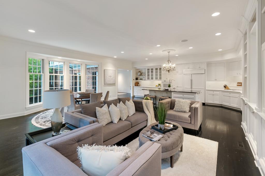 410 Highcroft Road Wayzata, MN 55391 - Photo 5 of 32