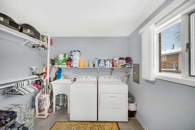 $325,000 | 7332 West 155th Street, Orland Park, IL 60462