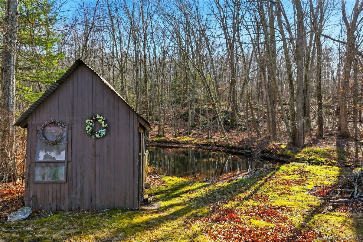 114 Scotland Road Sprague, CT 06330 - Photo 6 of 40