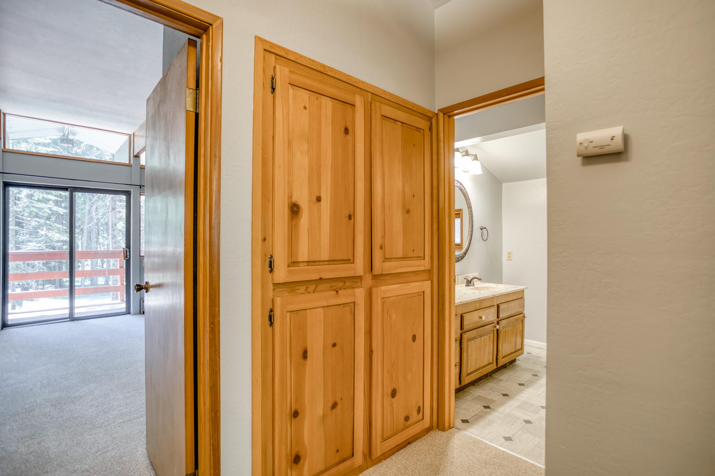 33058 Aleen Road Shingletown, CA 96088 - Photo 19 of 35 Upstairs Bathroom