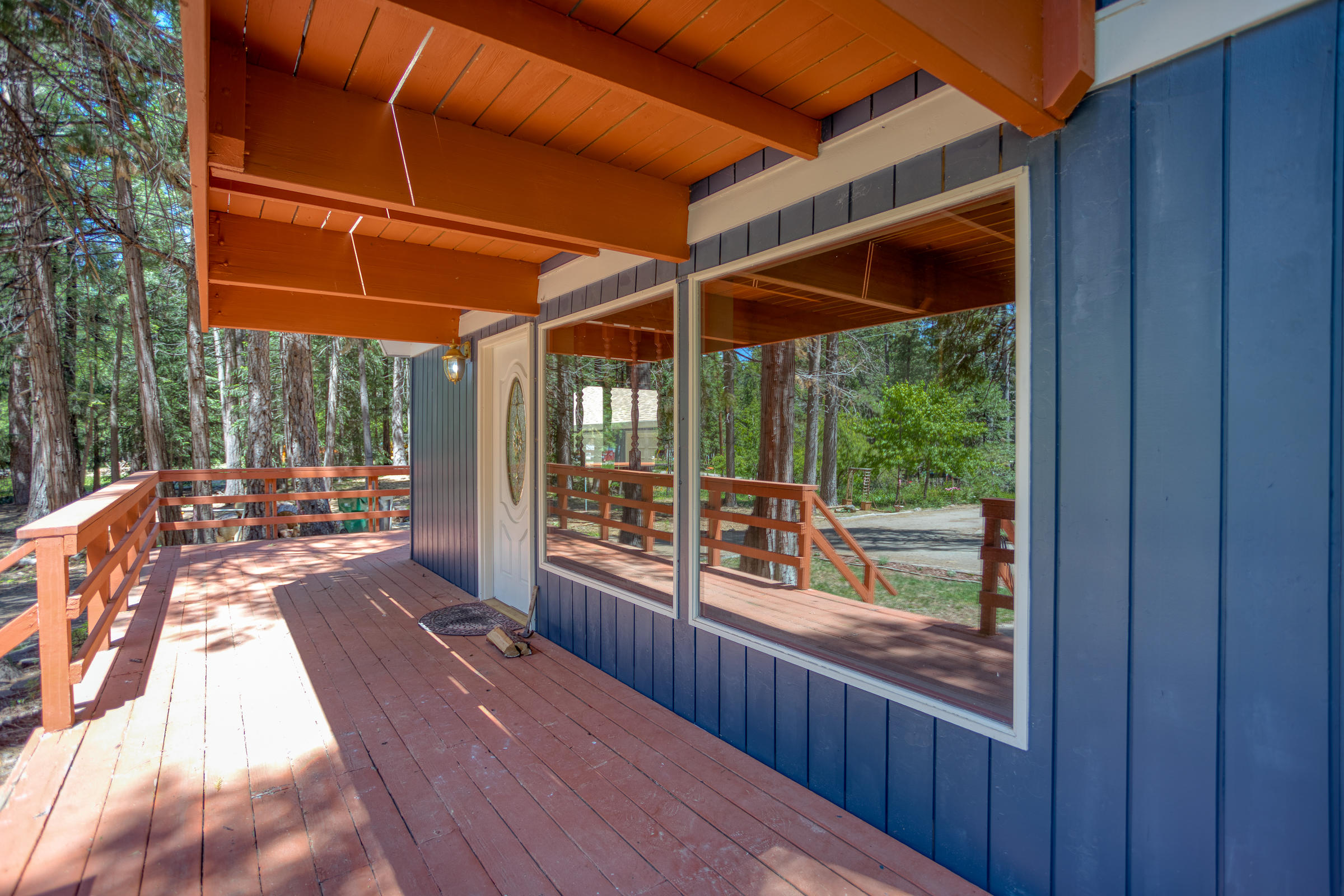 33058 Aleen Road Shingletown, CA 96088 - Photo 2 of 35 Front Porch