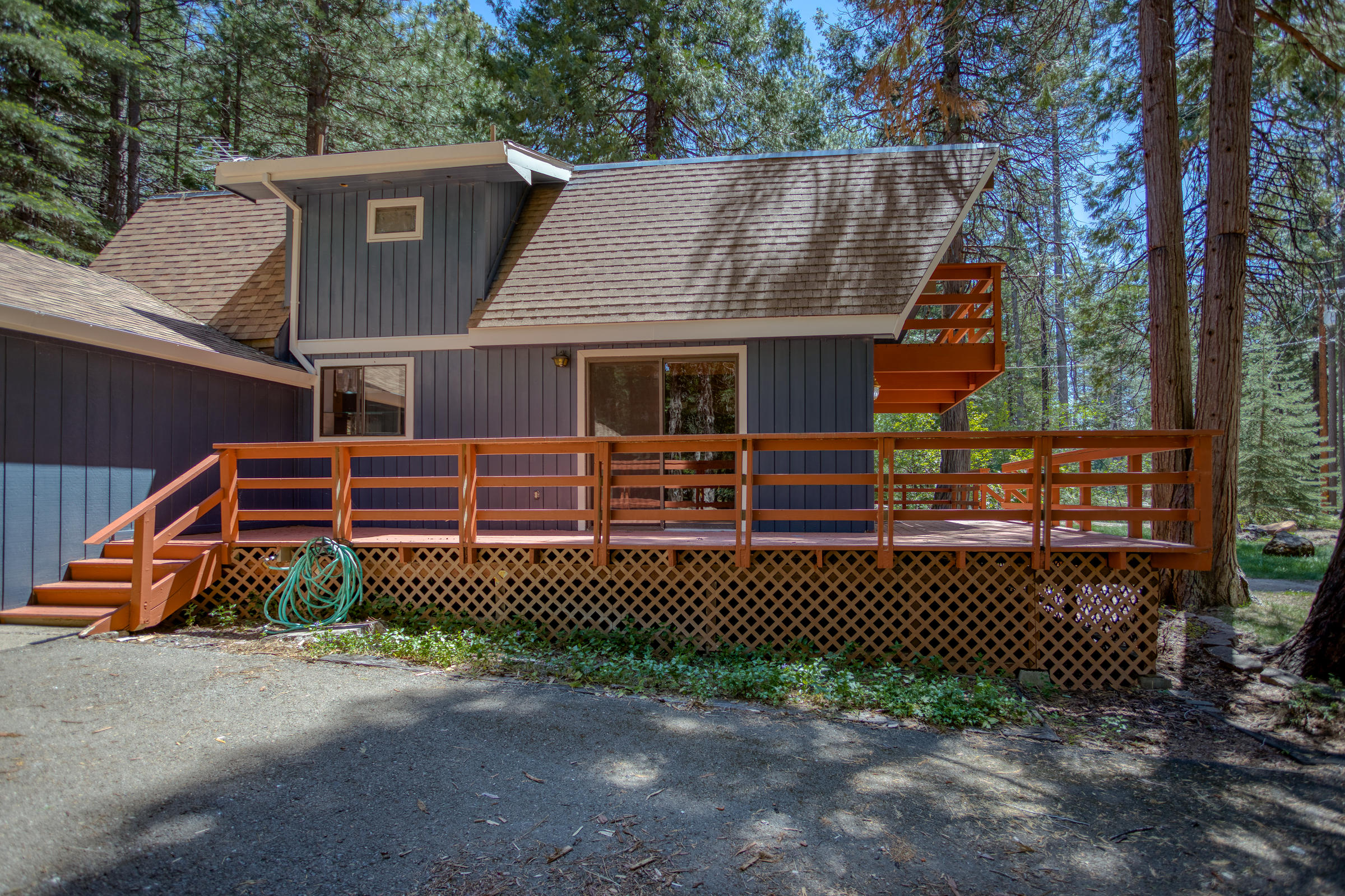 33058 Aleen Road Shingletown, CA 96088 - Photo 32 of 35 Side Porch