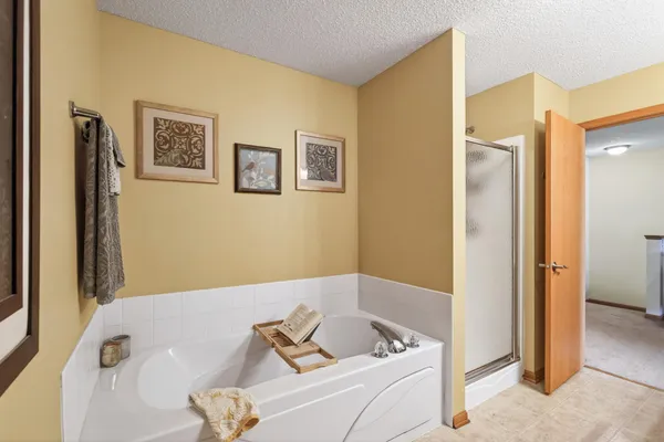 $265,000 | 17632 69th Place North, Maple Grove, MN 55311