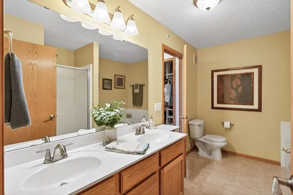 $265,000 | 17632 69th Place North, Maple Grove, MN 55311