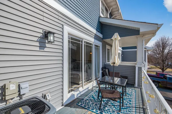 $265,000 | 17632 69th Place North, Maple Grove, MN 55311