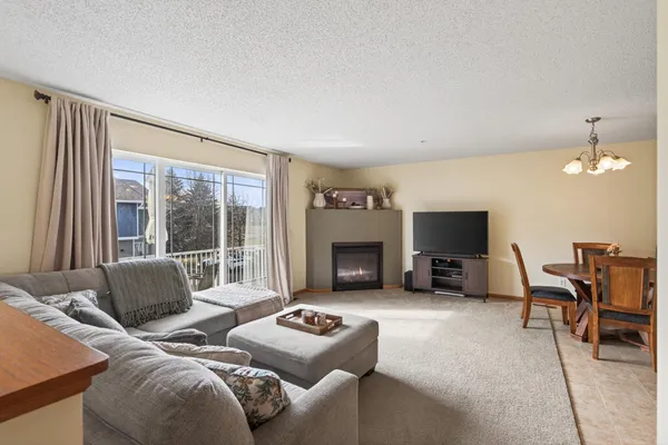 $265,000 | 17632 69th Place North, Maple Grove, MN 55311