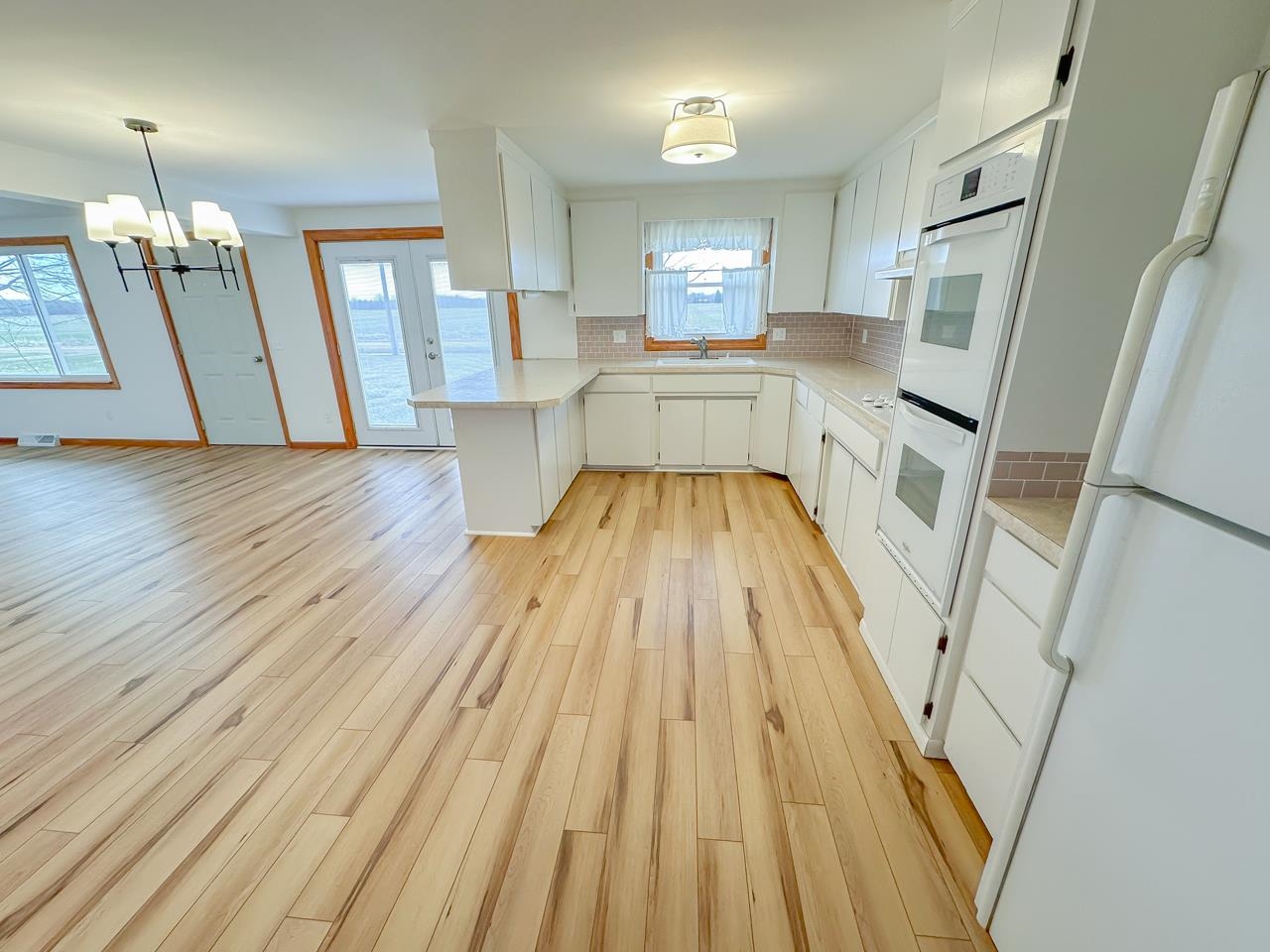 9533 East Denver Road Coleman, MI 48618 - Photo 8 of 37 1932302-67b7c41c-ec92-4a0f-91e8-75e1ff799b43.JPG