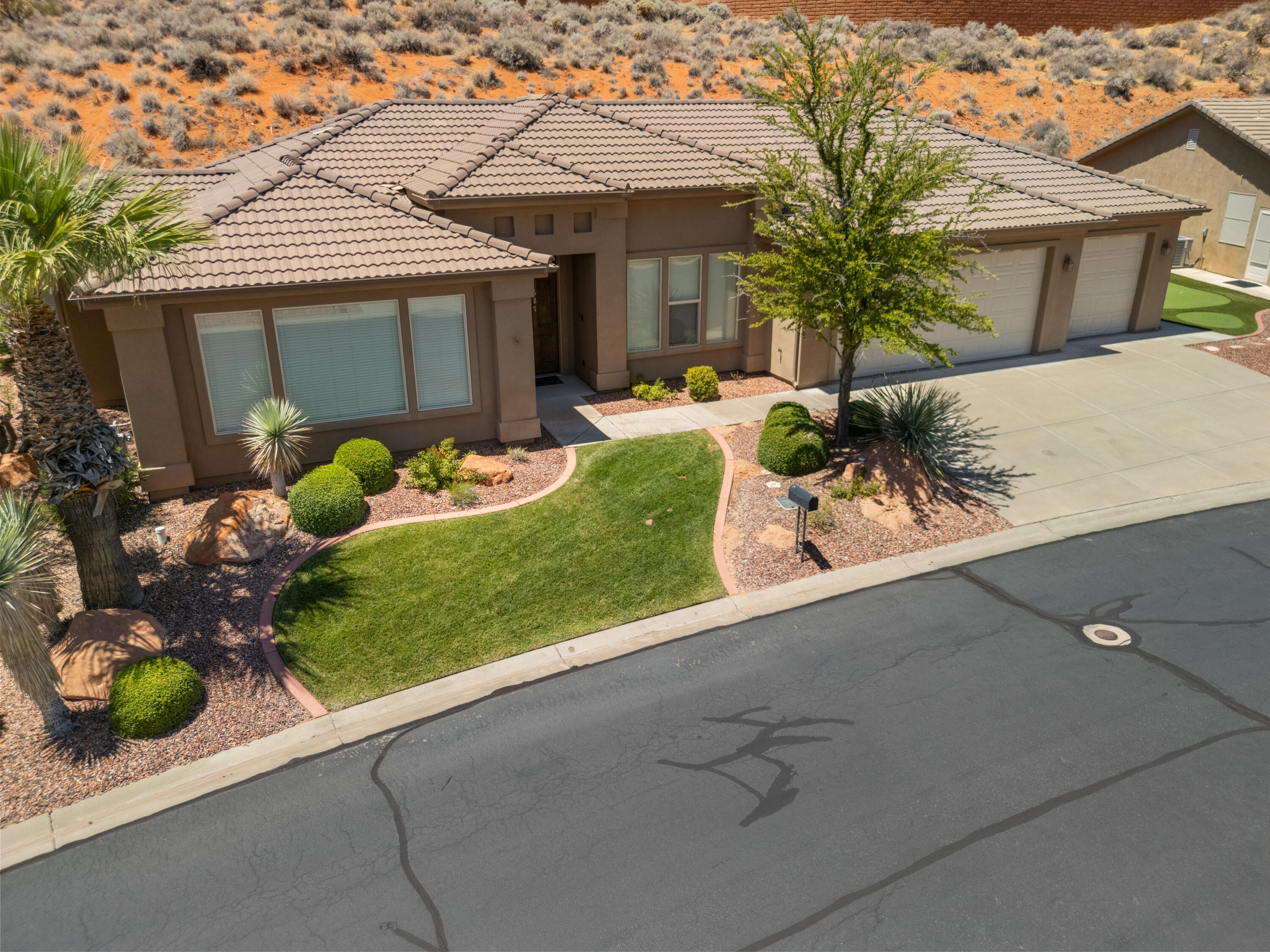627 North Red Butte Drive Washington, UT 84780 - Photo 3 of 31 DJI_20260709140246_0018_D