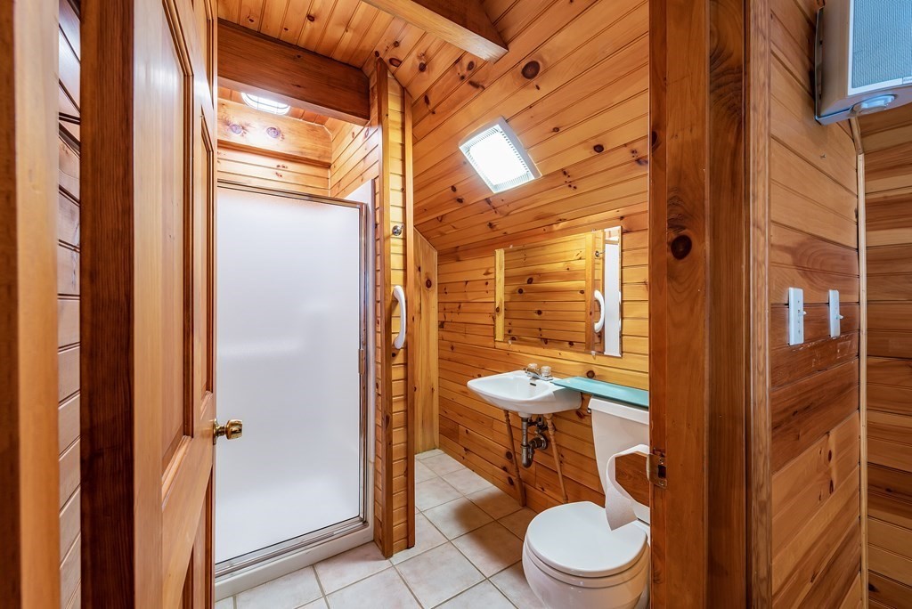 378 Ipswich Road Boxford, MA 01921 - Photo 16 of 35