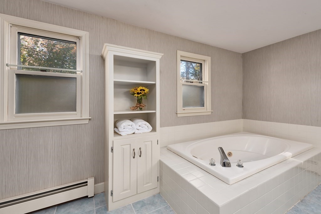 378 Ipswich Road Boxford, MA 01921 - Photo 18 of 35